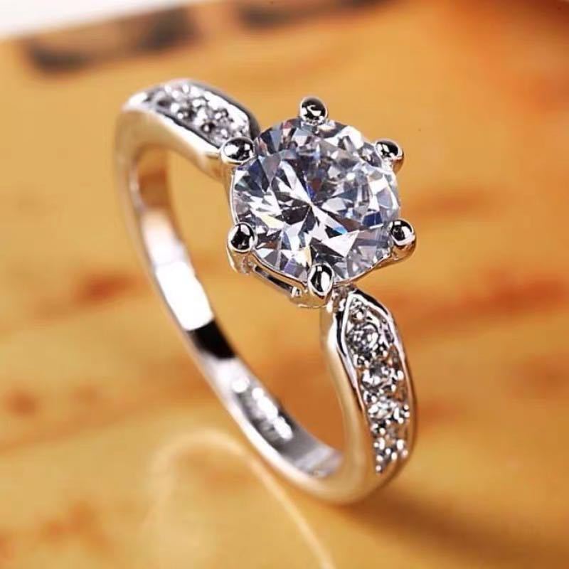 Personality Six-claw Diamond Ring
