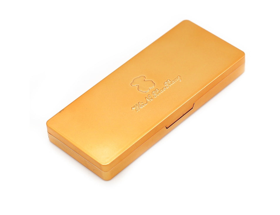 Korea Bear Winnie 9-Color Diamond Eyeshadow Palette