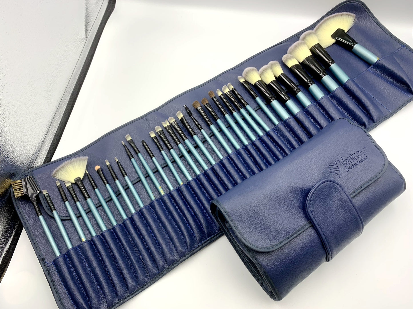 32-Piece Blue Makeup Brush Set