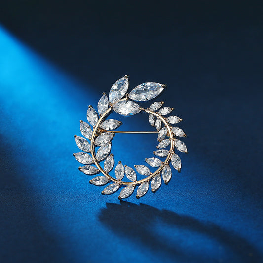 Temperament Round Willow Brooch