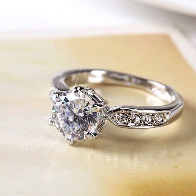 Personality Six-claw Diamond Ring