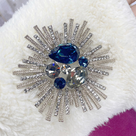 Fashionable Airy Faux Gemstone Brooch